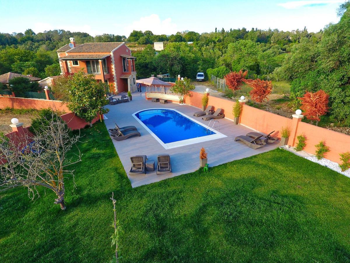 Villa Alex Sinarádes Extérieur photo