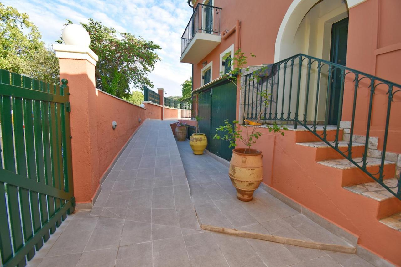 Villa Alex Sinarádes Extérieur photo